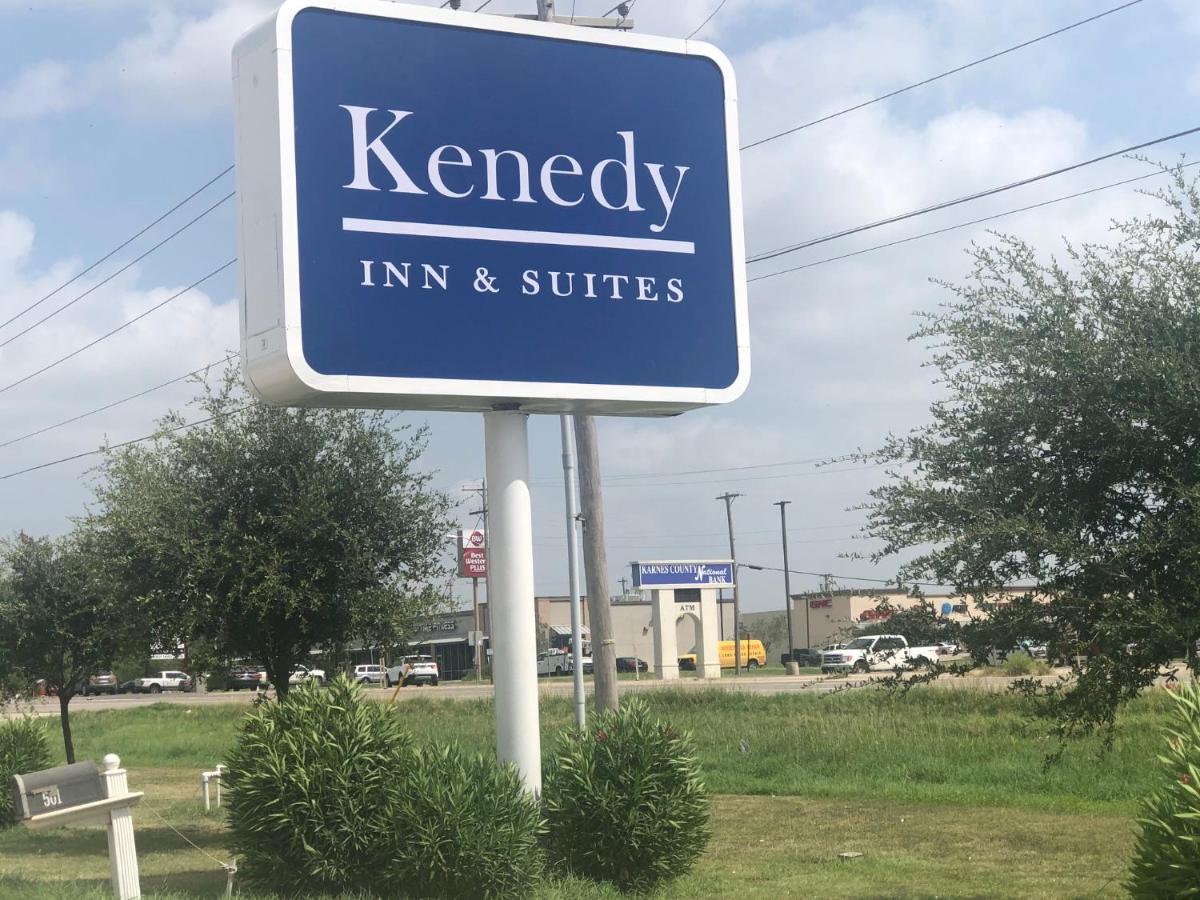 Kenedy Inn And Suites المظهر الخارجي الصورة