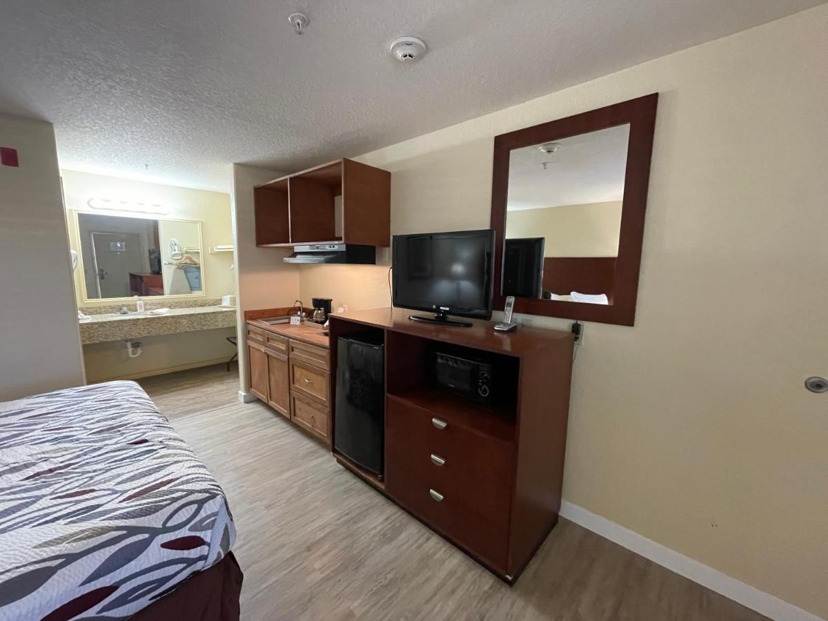 Kenedy Inn And Suites المظهر الخارجي الصورة