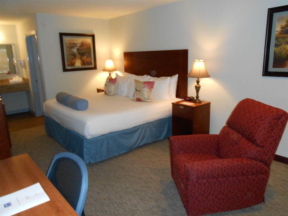 Kenedy Inn And Suites المظهر الخارجي الصورة